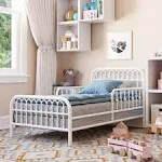 Little Seeds Monarch Hill Ivy Toddler Bed