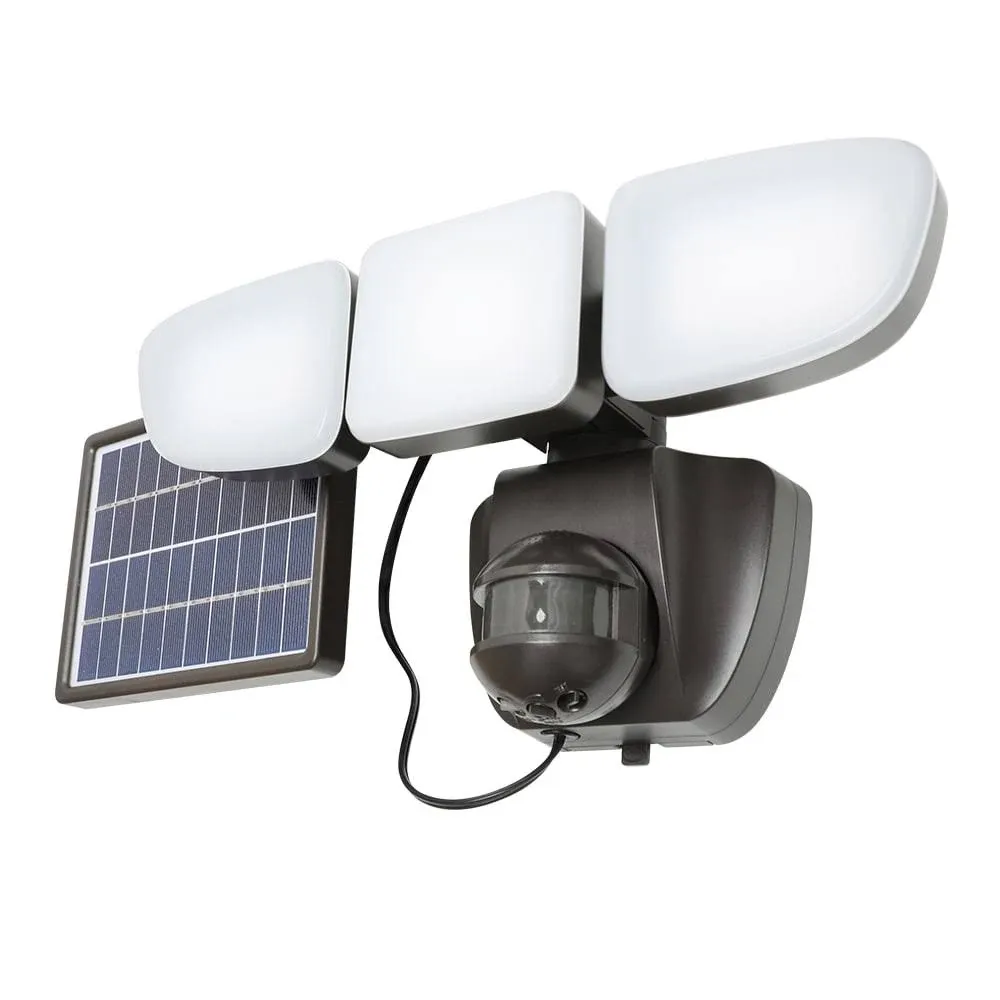 Halo SLFS2 LED Solar Floodlight, Triple Head, 2000 lm