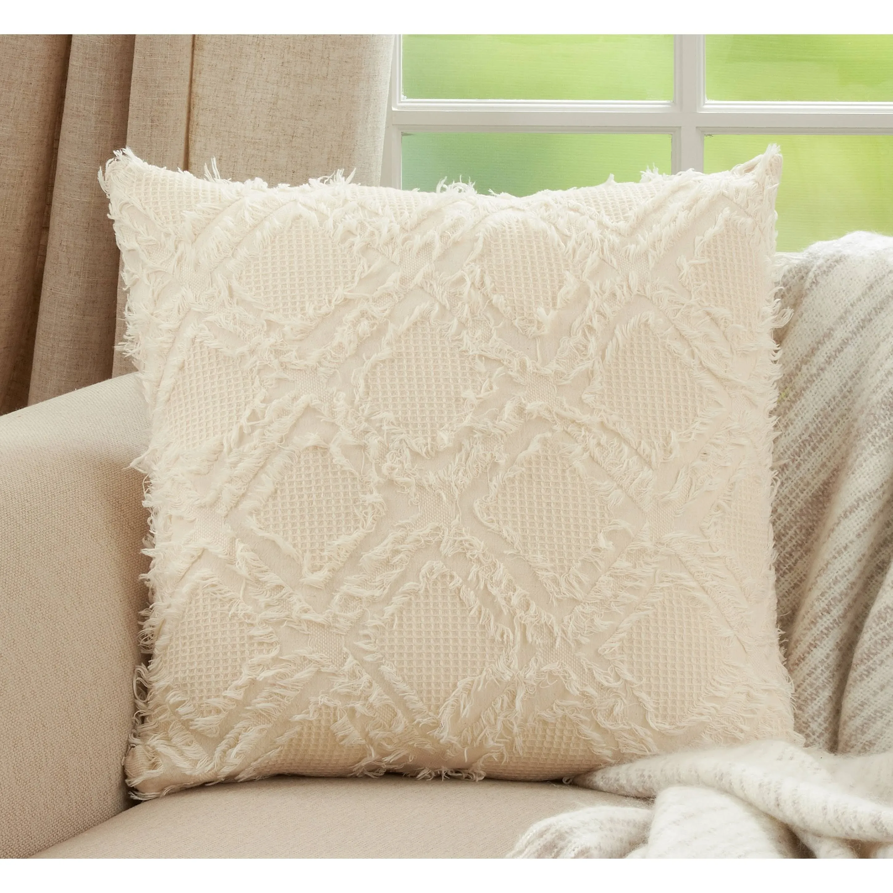 SARO LIFESTYLE Ivoryline Collection Fringe Waffle Weave Pillow Cover, 18" x 18", Ivory