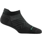 Darn Tough Women's Run Ultra-Lightweight - No Show Tab Medium / Black / Cushion