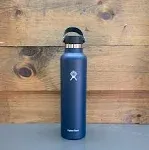 Hydro Flask 24 oz Standard Mouth Agave