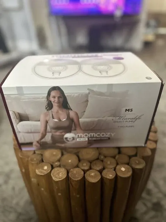 momcozy wearable breast pump m5