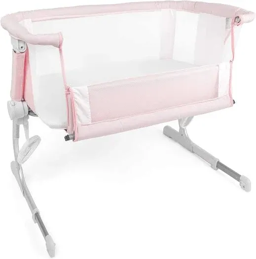 Baby Delight Beside Me Dreamer Bassinet Bedside Sleeper