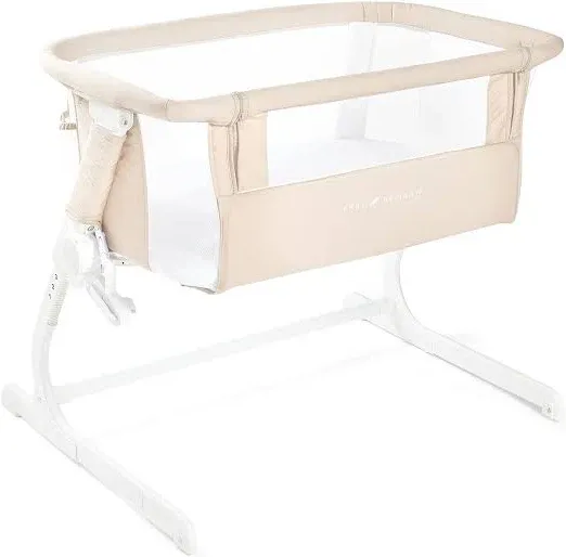  Beside Me Dreamer Bassinet | Bedside Sleeper | 8-Position Height Flax