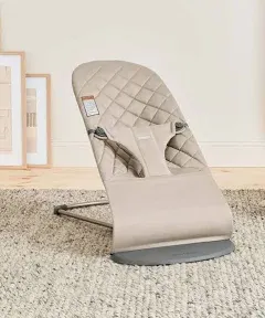 BabyBjorn Bouncer Bliss, Dark Gray Frame, Sand Gray Cotton Classic Quilt