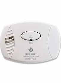 First Alert CO605-3 Plug-In Carbon Monoxide Alarm