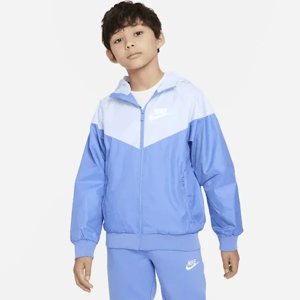 Nike Big Kids SZ Medium Sportswear Windrunner NEW WITH TAGS