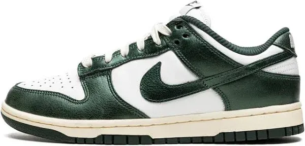 Nike womens Dunk Low