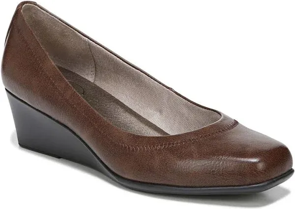 LifeStride Women's Groovy Wedge Pumps