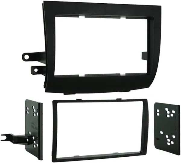 Metra 95-8208 2004-2010 Toyota Sienna Double-DIN Installation Kit