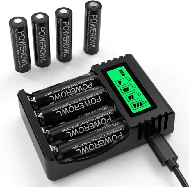 Rechargeable AA Batteries with Charger, POWEROWL 8 Pack of 2800mAh High Capacity Low Self Discharge Ni-MH Double A Batteries with Smart 8 Bay Battery Charger (USB Fast Charging, Independent Slot)