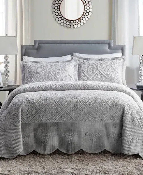 VCNY Home Westland Quilted Plush Bedspread Set