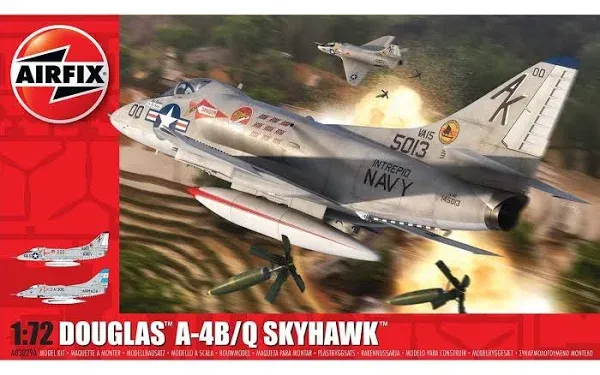 Douglas A-4B/Q Skyhawk 1:72 Vietnam War Military Aviation Plastic Model Kit A...