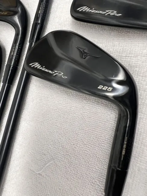 Mizuno Pro 225 Black Iron Set