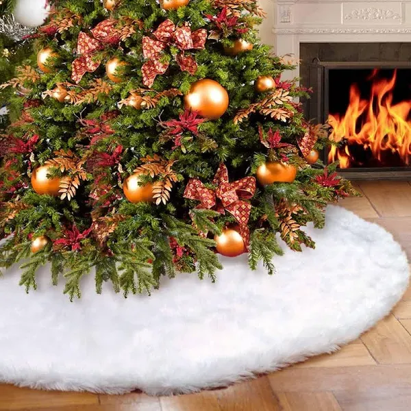 Yuboo 48 Inches Fluffy Faux Fur Christmas Tree Skirt