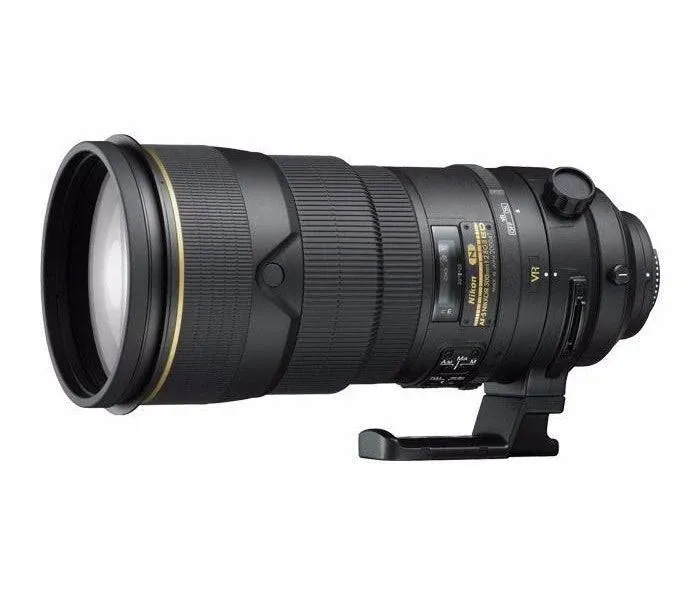 Nikon AF-S FX NIKKOR 300mm f/2.8G ED Vibration Reduction II Fixed Zoom Lens with Auto Focus for Nikon DSLR Cameras