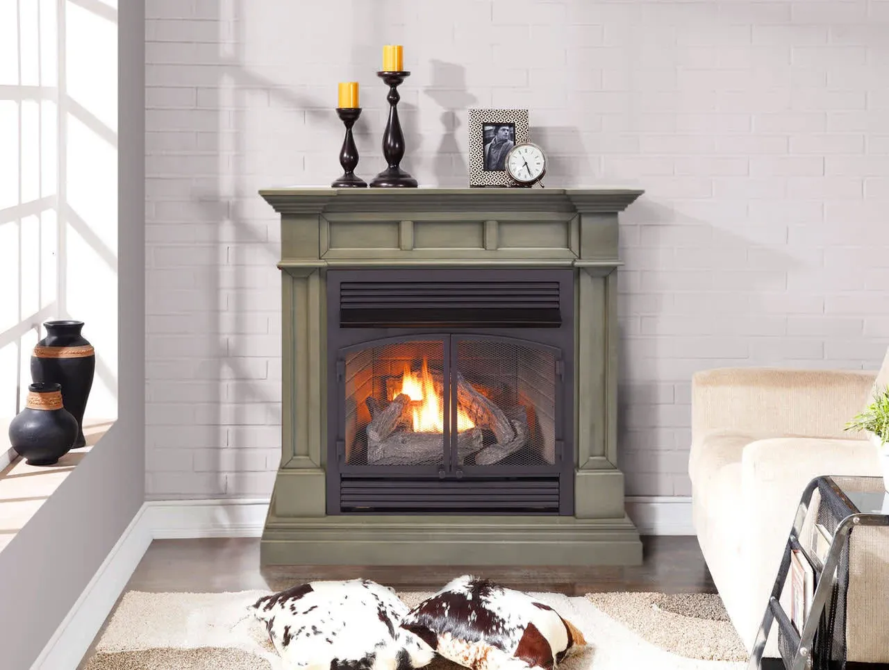 Duluth Forge Dual Fuel Ventless Gas Fireplace with Mantel