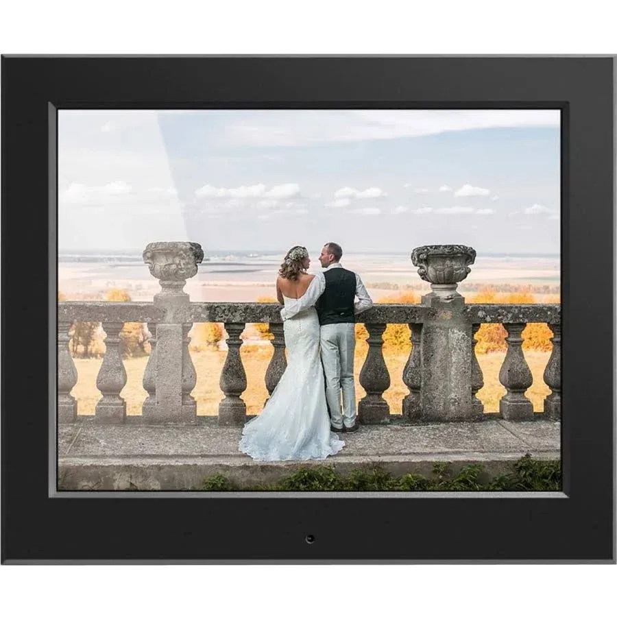 Aluratek ASDPF08F Slim Digital Photo Frame