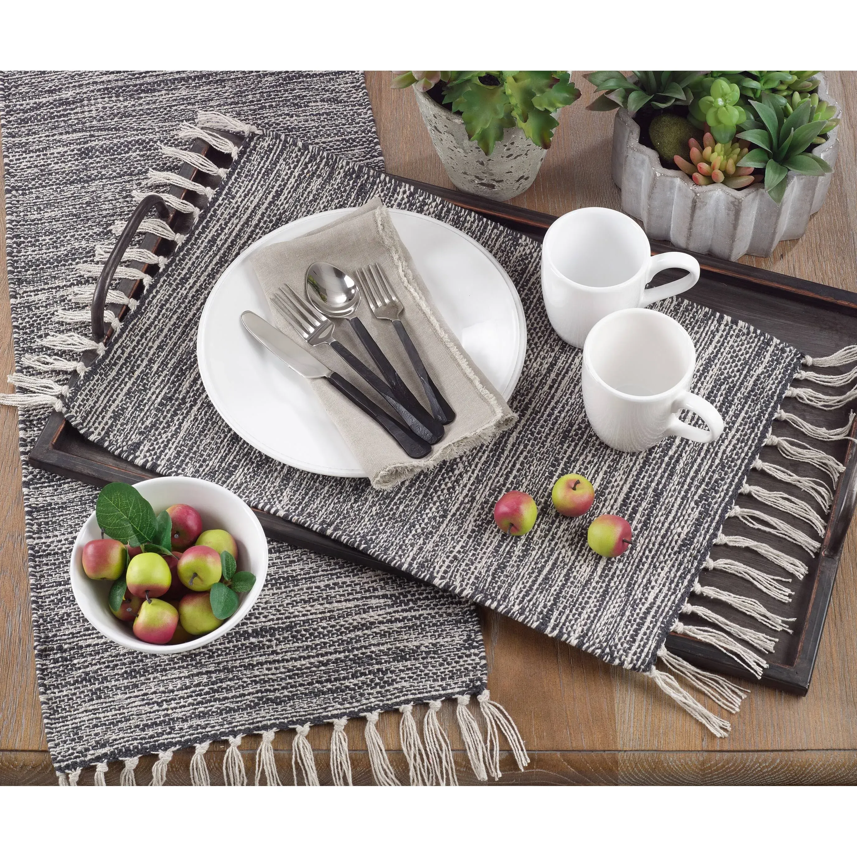 SARO 2432.BK1420B Rustic Woven Cotton Placemats  Black - Set of 4