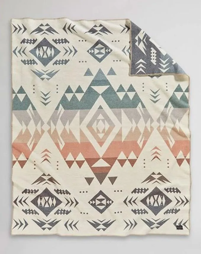 Pendleton Agate Beach Throw Blanket