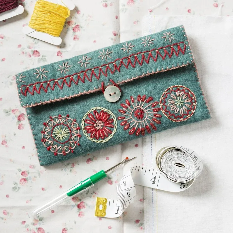 Corinne Lapierre Felt Sewing Pouch Embroidery Craft Kit