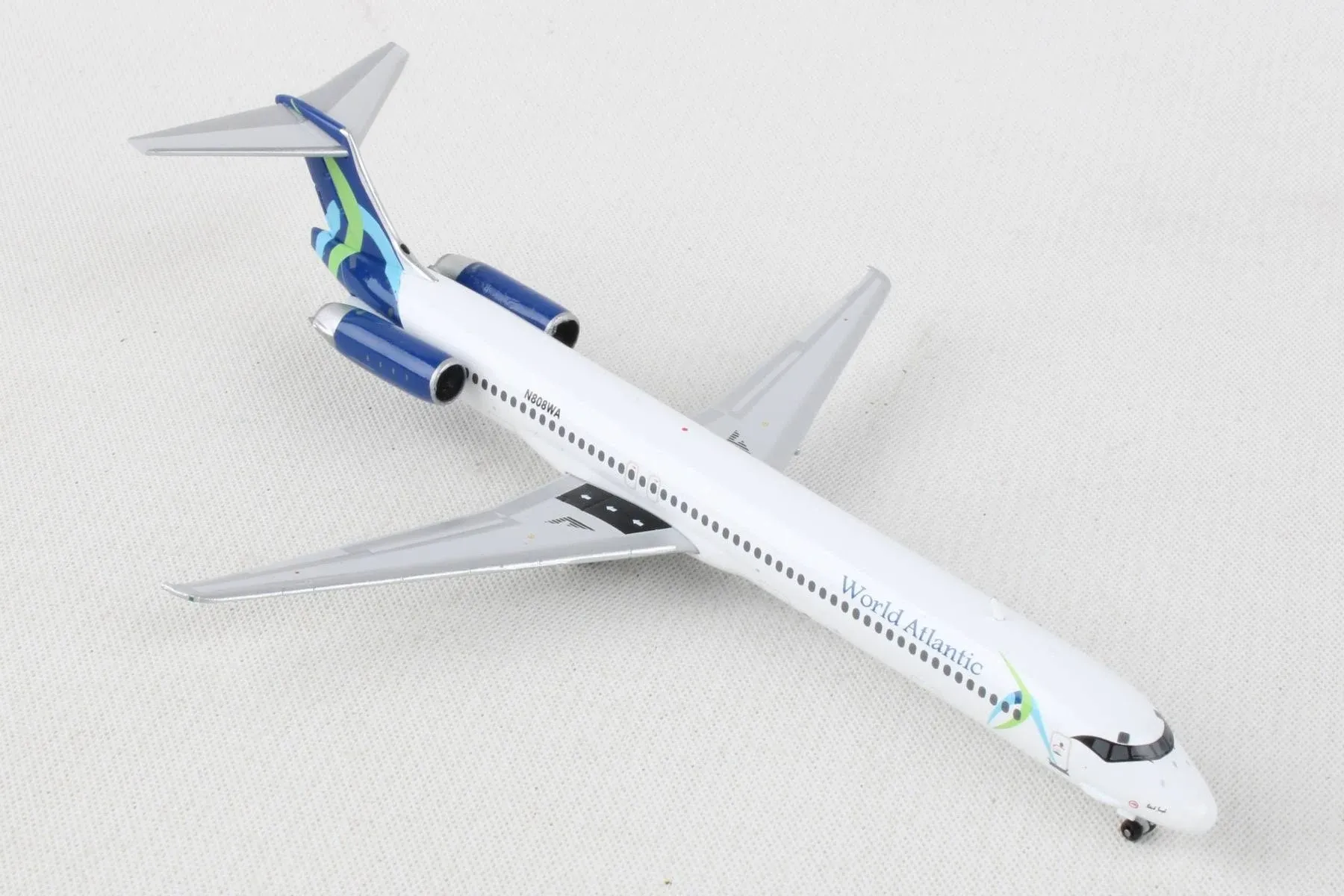 GeminiJets GJWST2007 World Atlantic Airways MD-80 N808WA; Scale 1:400