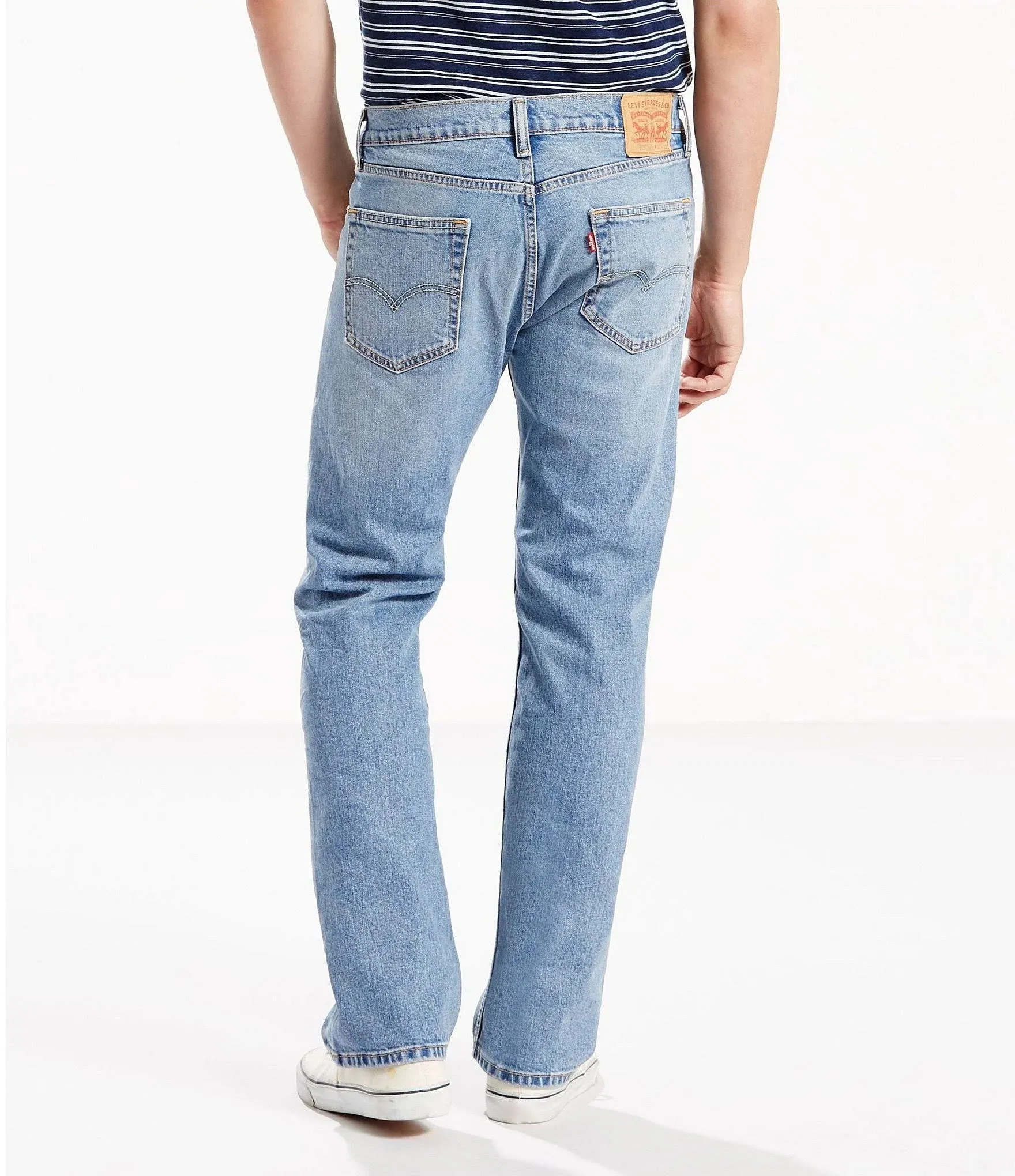 Levi S Men S 505 Regular Fit Jeans