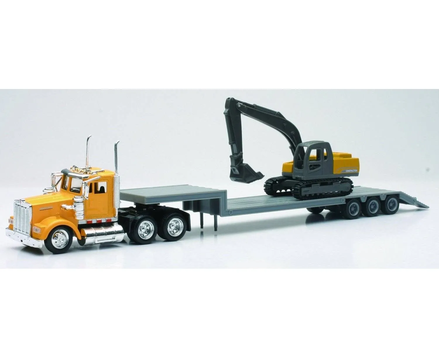 New  Ray 1/43 Kenworth W900 w/Lowboy Trailer &amp; Excavator Die Cast NRY15293