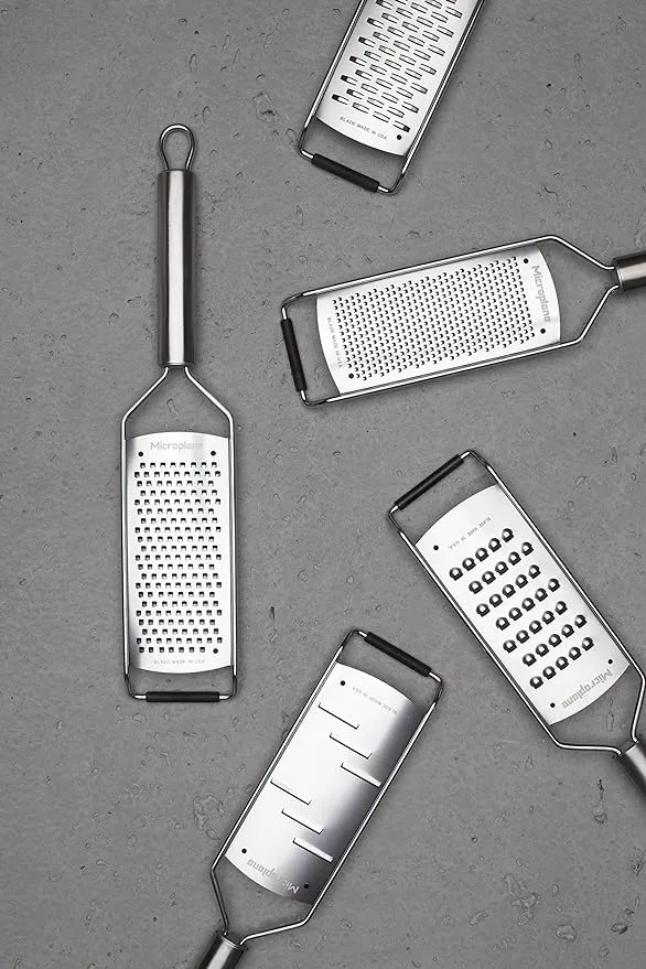 Microplane Professional Series Grater (Extra Coarse)