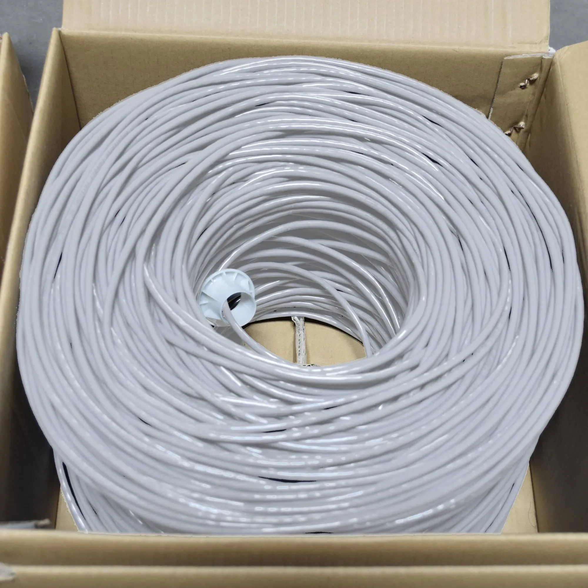 1000 Ft Cat5e 24AWG CCA UTP Solid 4-Pairs Network Ethernet LAN Cable Bulk White (CAT5E-1KFT-W)