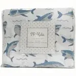 4-Piece Blue Shark Sheet Set | 1 Full Flat Sheet, 1 Full Fitted Sheet & 2 Queen Pillowcases | Made of 100% Super Soft Microfiber Polyester | Soft, Smooth & Durable | Ideal for Boys